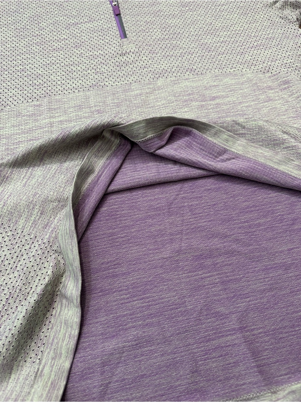 Lululemon quarter zip, lightweight, breathable. Women’s size XL - Picture 5 of 8